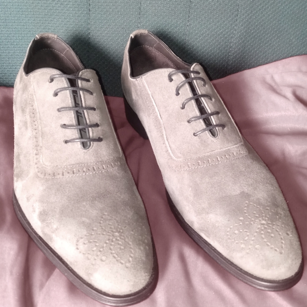 Marc Joseph NWOT Men's dress shoe in sage or olive green size 7